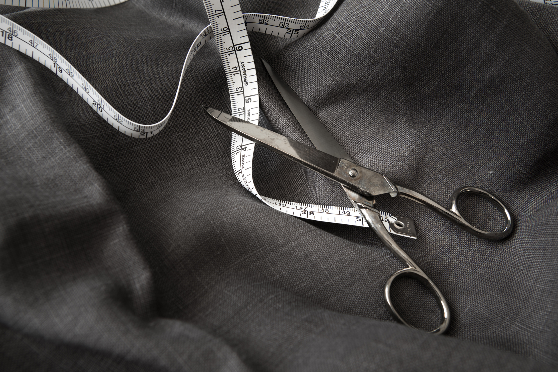 Best Suit Fabrics for Toronto's Climate: A Complete Seasonal Guide