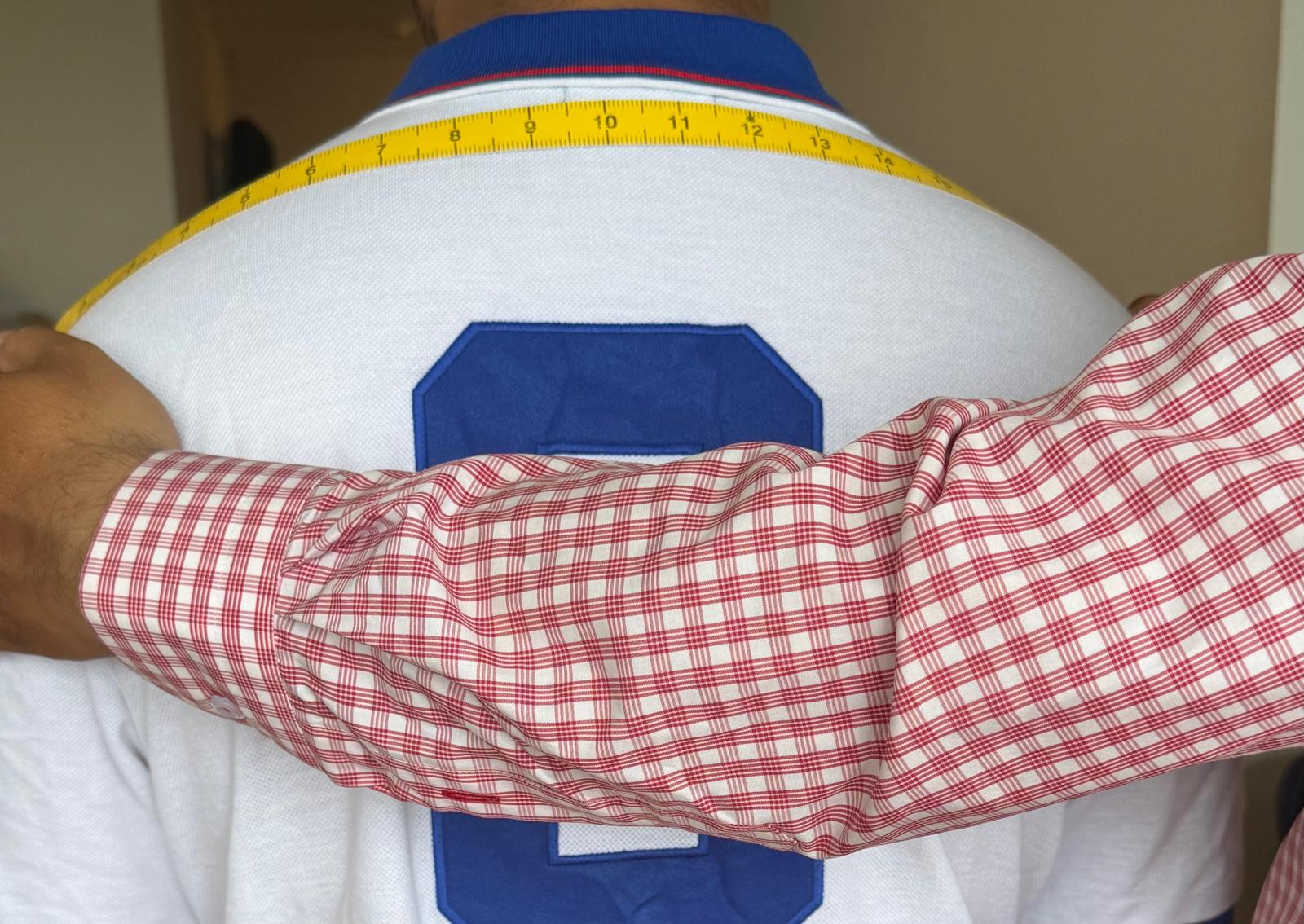 Men's Shoulder measurement demonstration